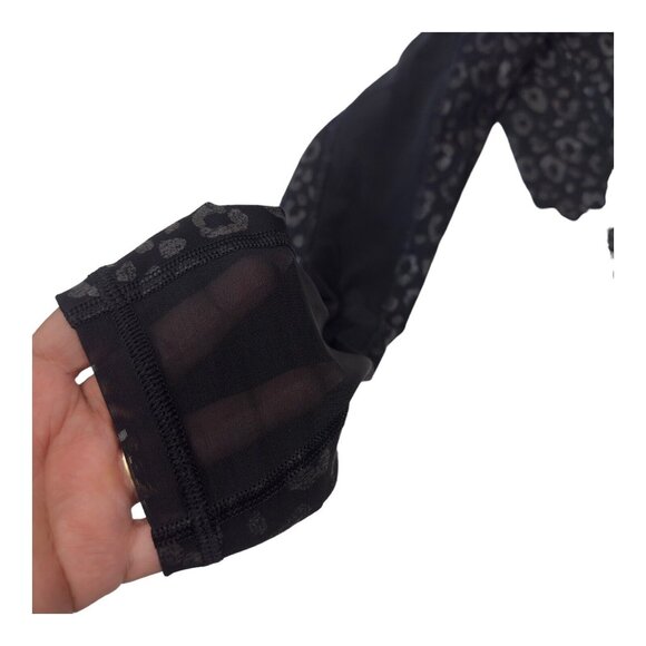 Victoria Sport Women SZ XS Black Leopard Print Leggings-Mesh Sides-Gym Yoga Comf - Picture 6 of 12